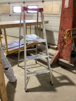 "LITE" PLATFORM STEP LADDER - 5'