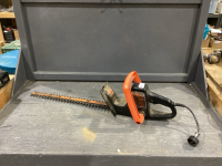 SNAP-CUT HEDGE TRIMMER 22&rdquo; - ELECTRIC