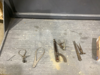 2 OUTSIDE CALIPERS, 2 INSIDE CALIPERS, 3PR DIVIDERS