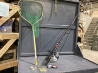 (3) FISHING RODS W/ (2) REELS, A FISHING NET, SOME JIGS HEADS, HOOKS AND LINE