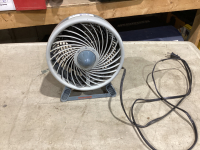 SMALL HONEYWELL FAN