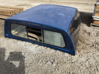 Truck topper, fits 05 dodge, 6x6&rsquo; box