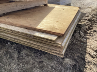 Pallet of 5sheets of 3/4 tongue& groove sub floor board. 1shhet 3/4 plywood