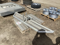Aluminum walkway, 7&rdquo;