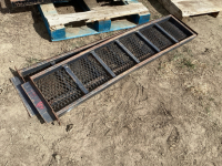 Light duty trailer ramps