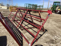 16' PRAIRIE GATE - HAS BEND ON THE TOP ,,,,OFF RED COLOR