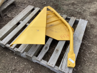 YELLOW CROP DIVIDER