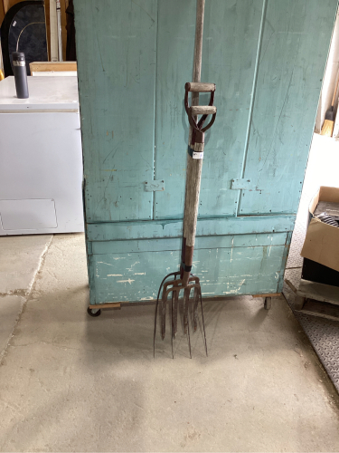 2 POTATO FORKS AND 4-TINE PITCH FORK