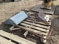 PALLET W/ (2) SCOOP SHOVELS AND SNOW SHOVEL