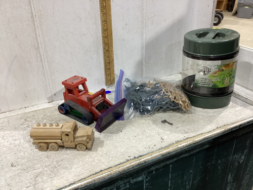 WOOD TONKA DOZER, SMALL WOOD TRUCK, ARMY MEN