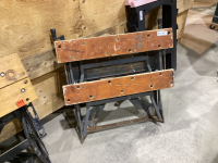 FOLDING WORK BENCH