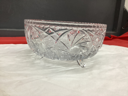 PINWHEEL CRYSTAL BOWL - 3 LEGS