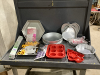 WILTON CAKE PANS, SILICONE MOLDS, COOKIE CUTTERS