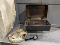 SMALL BBQ WITH HOSE