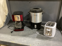 TOASTERMASTER TOASTER, HB BREW STATION, SUNBEAM COFFEE MAKER