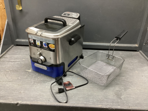 TFAL DEEP FRYER W/ REMOVEABLE OIL TRAY