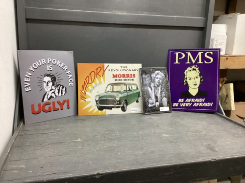 (4) METAL DECOR SIGNS