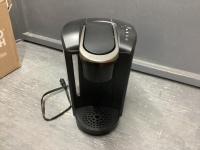KEURIG COFFEE MAKER