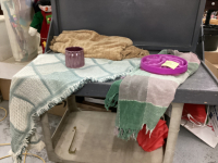 BOX W/ COTTON COUCH BLANKET, DOG BOWL & BLANKET, VASE, SOFT BLANKET