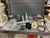 (2) BOXES W/ CRYSTAL WINE GLASSES, DECANTER, CRYSTAL BOWL, CRYSTAL CANDY DISH, FIGURINES, METAL DISH,