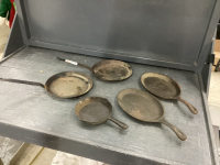 (3) CAST & (2) CAST ALUMINUM SMALL PANS