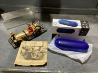 2 ITEMS, ESCAPE WIRELESS STEREO SPEAKER + REPLICA FUNNY CAR