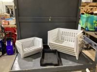 STACK OF PLASTIC CONTAINERS