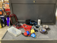 PET GROOMING KIT, HARNESS, WATER DISH, RETRACTABLE LEASHES