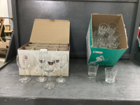 (2) BOXES OF GLASSWARE - WINE GLASSES & SMALL TUMBLERS