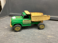 TONKA DUMP TRUCK - MOSTLY METAL