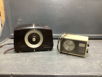 (2) VINTAGE RADIOS - LLOYDS IS A & RCA VICTOR