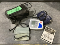 LIFE BLOOD PRESSURE MONITOR W/CASE & 2 SLEEVES