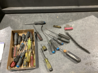 BOX SCREWDRIVERS - MOSTLY WESTWARD