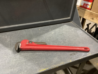 WESTWARD STEEL 36&rdquo; PIPE WRENCH