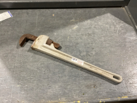JET 24&rdquo; ALUMINUM PIPE WRENCH