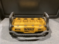 DEWALT PORTABLE POWER STATION - CHARGER