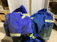 TUB FULL OF COVERALLS - 1 LINED COAT