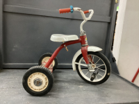 TRICYCLE
