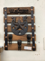 WESTERN WALL WELCOME SIGN W/ HOOKS