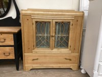 VINTAG CHINA CABINET