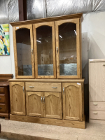 DISPLAY CABINT - 2-PIECES