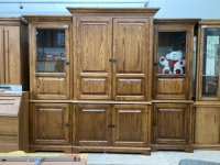 (6) PIECE LARGE LIGHTD STORAGE/DISPLAY UNIT