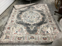 AREA CARPET -NEUTRAL COLORS