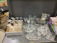 2 BOXES OF GLASSWARE