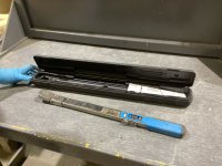 NAPA ULTRA PRO TORQUE WRENCH 1/2&rdquo; SWIVEL HEAD