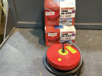 (2) FLOATING TANK DE-ICERS