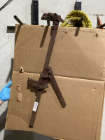 WIRE STRETCHER