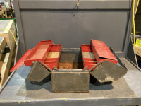 METAL FOLD OUT TOOL BOX