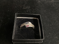 STERLING SILVER RING W/ MULTI-COLORED STONES