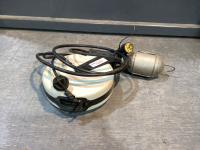 TROUBLE LIGHT WITH CORD REEL